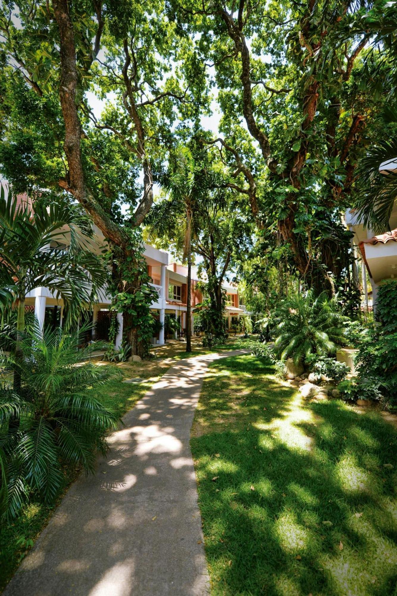 Los Tajibos, Santa Cruz De La Sierra, A Tribute Portfolio Hotel Экстерьер фото
